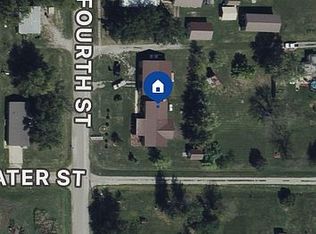 404 NE 4th St, Decatur, IA 50067