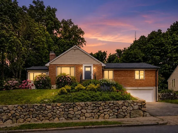 18 Travis Dr, Newton, MA 02467