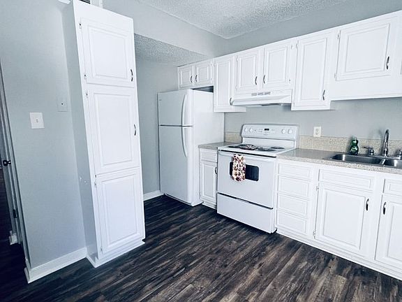 4th image of 1101 Brookway West Dr #912