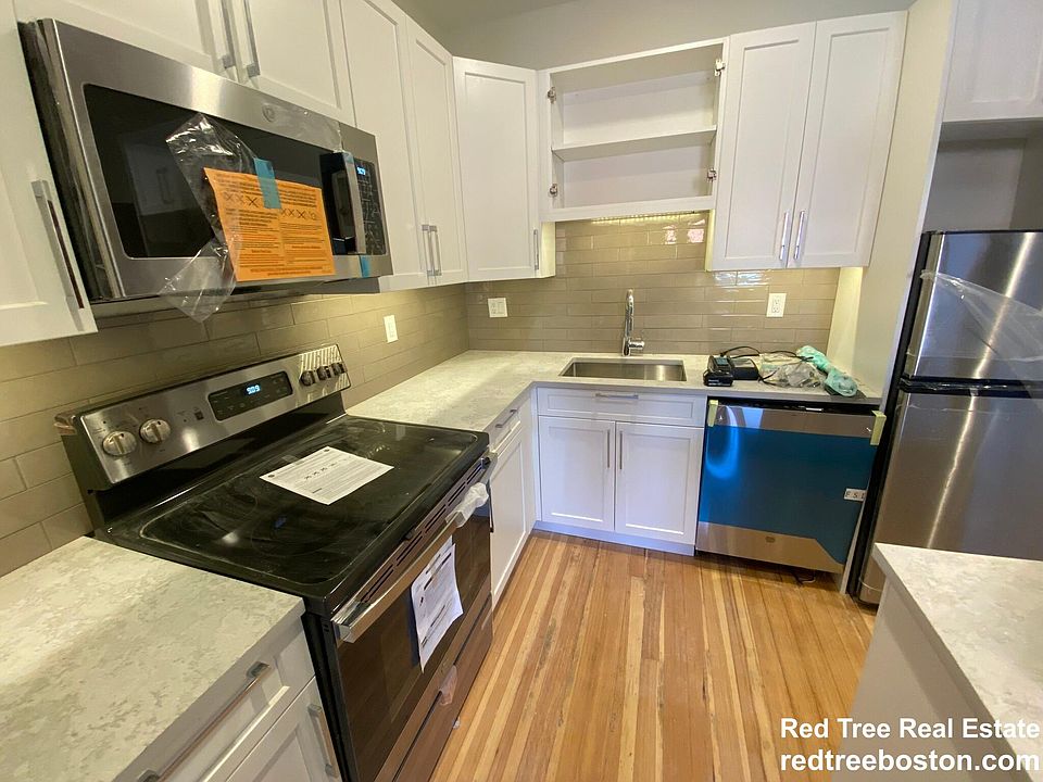 1st image of 9 Sewall Ave S #218