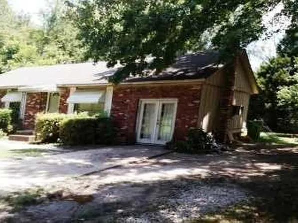 201 Ault Rd, Hopkins, SC 29061