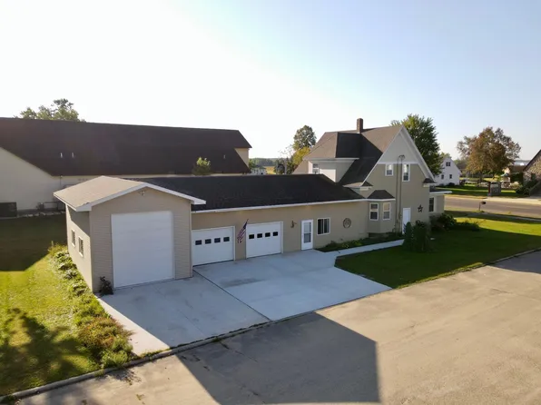 701 Douglas Ave, Henning, MN 56551