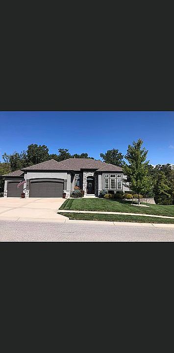 1st image of 1736 NE Aberdeen Dr