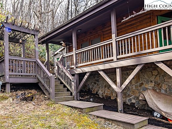 4th image of 614 Tarleton Circle