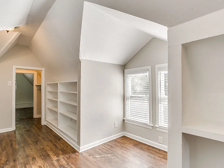 3257 Greene Ave #FULL — Photo 27