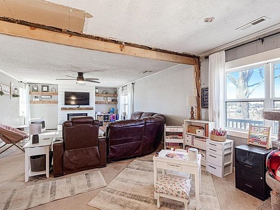 5th image of 18121 E Holt Rd