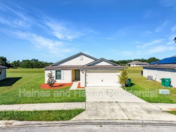 1503 Swan Lake Cir, Dundee, FL 33838