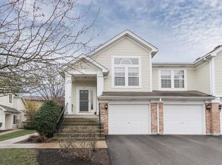 1177 Hawthorne Ln, Elk Grove Village, IL 60007