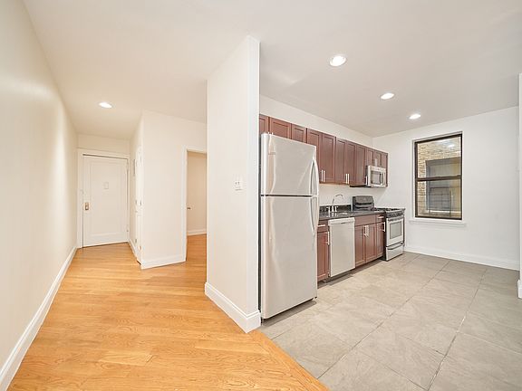 4th image of 370 Fort Washington Ave APT 208
