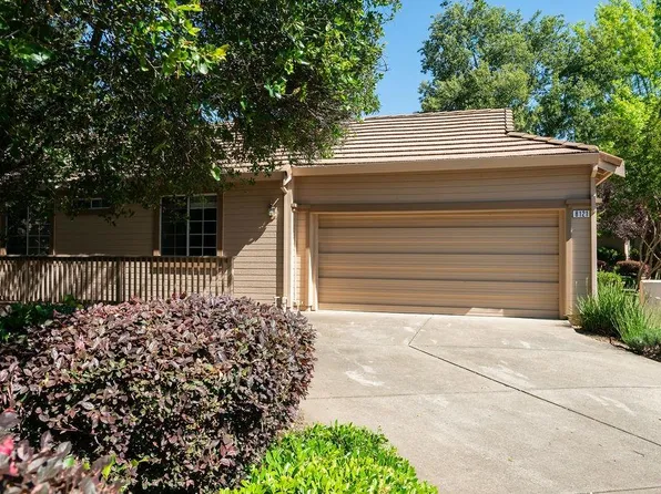 8121 Heritage Meadow Ln, Citrus Heights, CA 95610