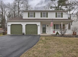 31 Gunpowder Ln, Reading, PA 19606
