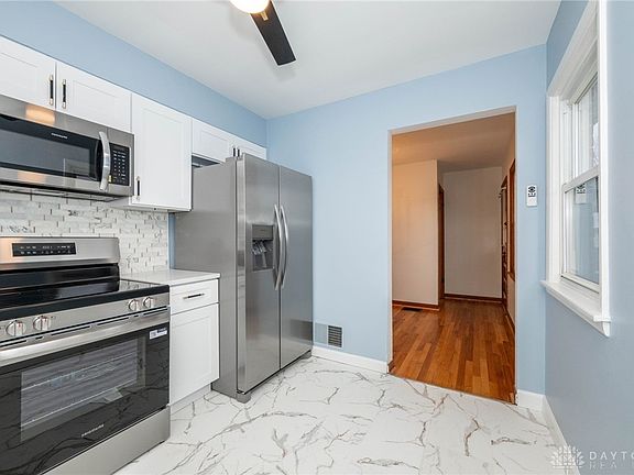 5th image of 925 Carlisle Ave