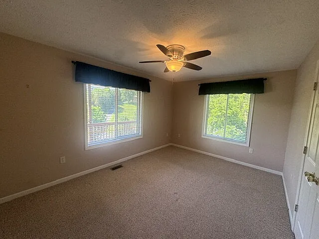 80 Walnut Ct — Photo 28