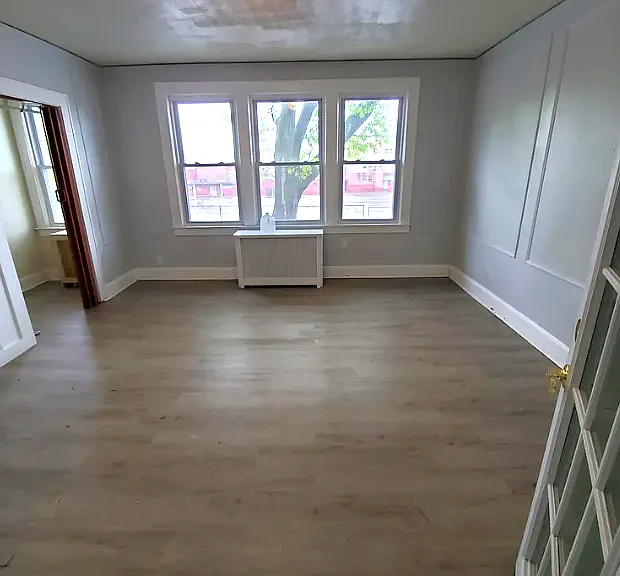 347 S Clinton St #1L — Photo 3