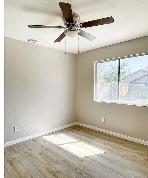 44836 Benald St — Photo 23