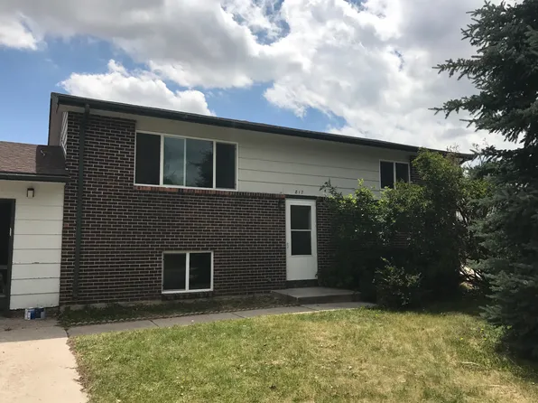 817 New Bedford Dr, Cheyenne, WY 82009