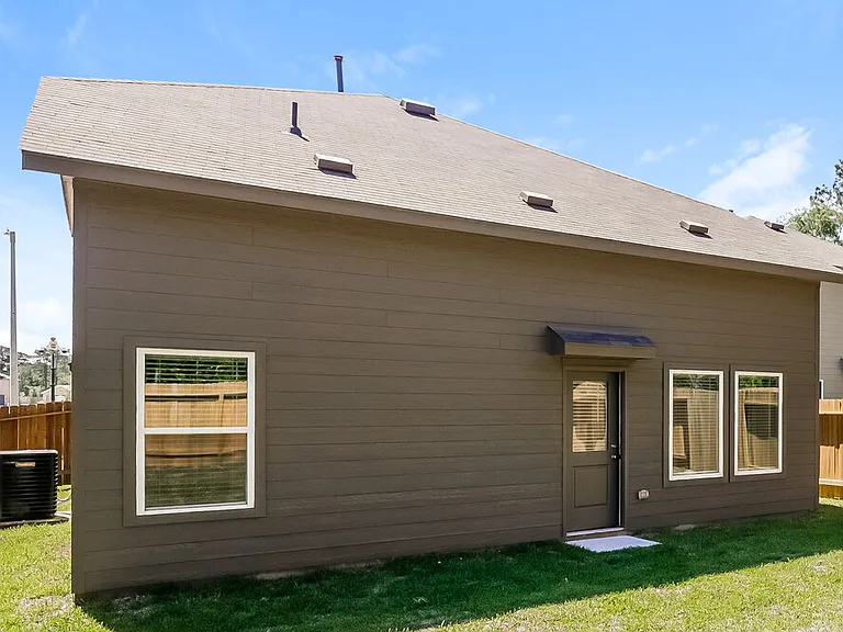 13495 Bay Springs Dr — Photo 17