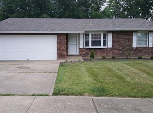 932 Kerns Dr, Lebanon, OH 45036