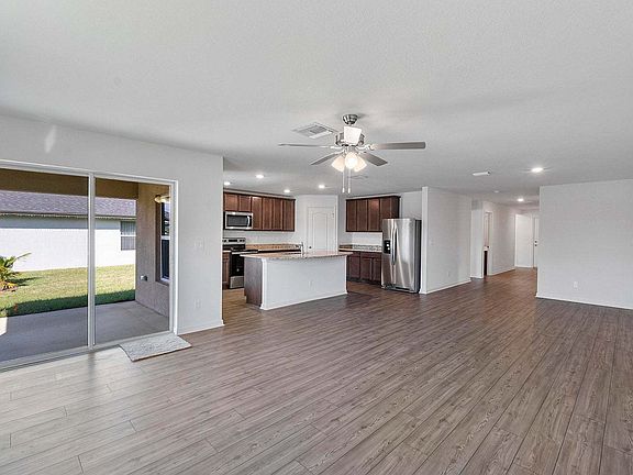 2nd image of 2282 SW Alminar St