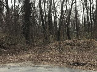 9237 Oak Lawn St, North Chesterfield, VA 23237