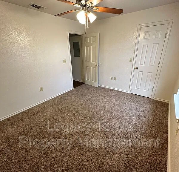 1108 Williams Ave #C — Photo 8