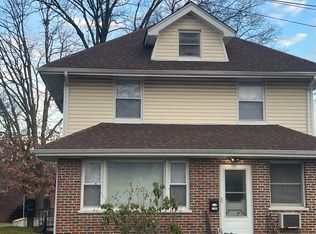 1160 Abbott Blvd, Fort Lee, NJ 07024