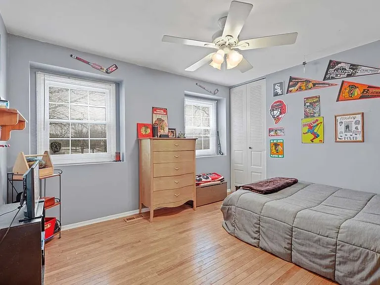 2205 S Bradford Dr — Photo 10