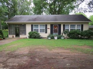 1291 N Myrtle St, Warren, AR 71671