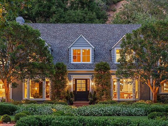 4th image of 2600 Mandeville Canyon Rd