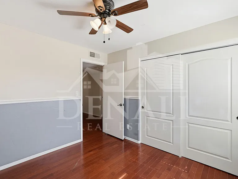 5654 W Mountain View Rd — Photo 26
