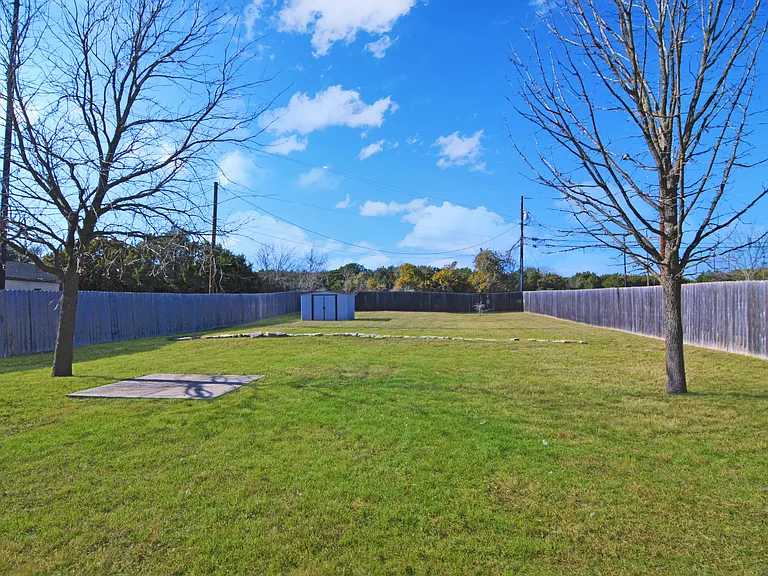 1502 Cedar Ln — Photo 16