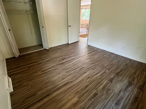 2nd image of 2850 Long Rd #2850