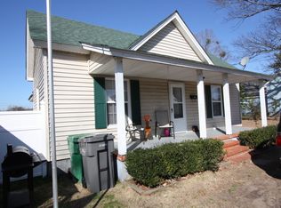 97 Jerome St, Lumberton, NC 28358
