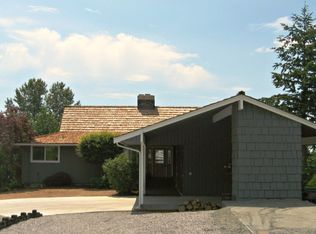 9669 Crest Dr, Blaine, WA 98230