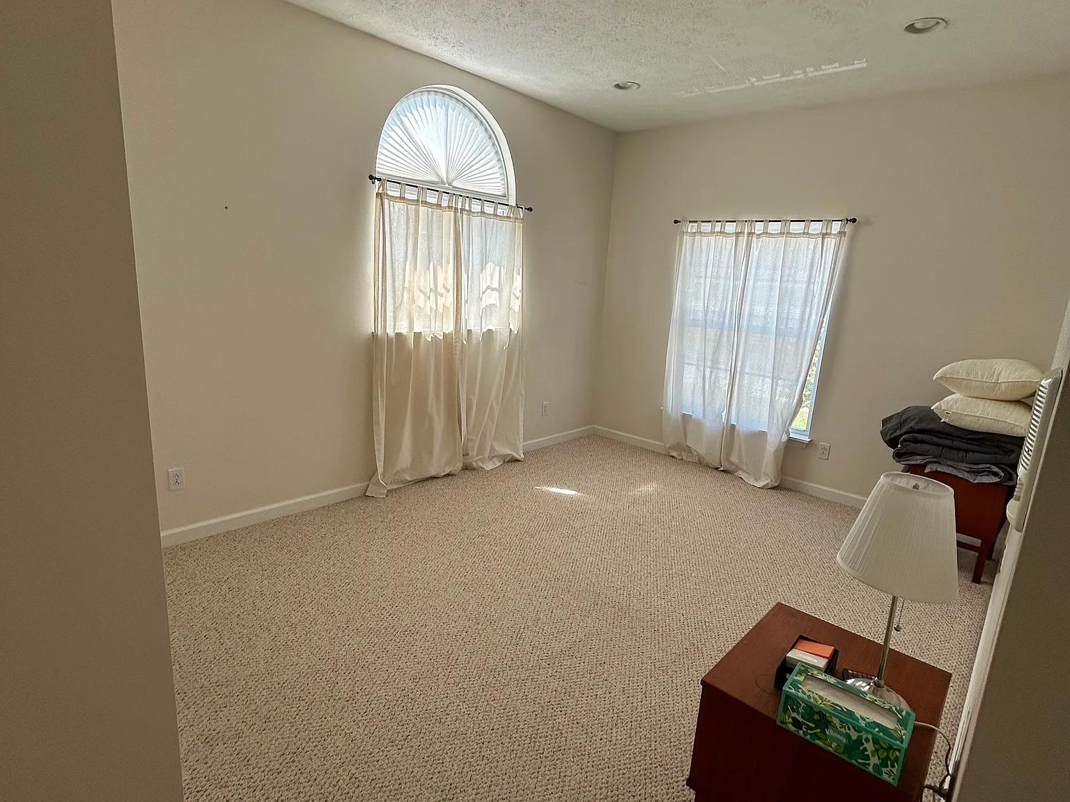 3 bed, 1760 sqft, $2,490 — Photo 4