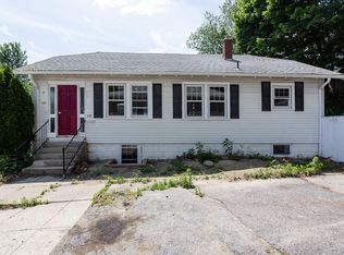 121 California Ave, Providence, RI 02905