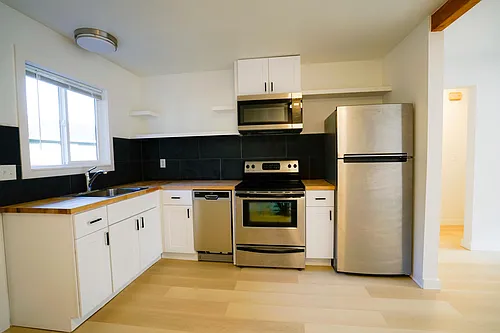 4751 NE 99th Ave #2 Photo 1