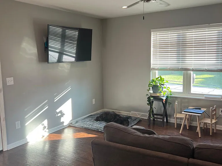 8442 Village Dr — Photo 4