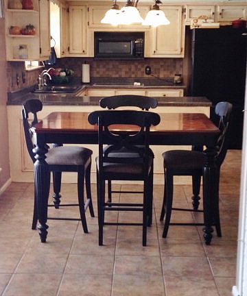 5th image of 4666 Applewood Dr