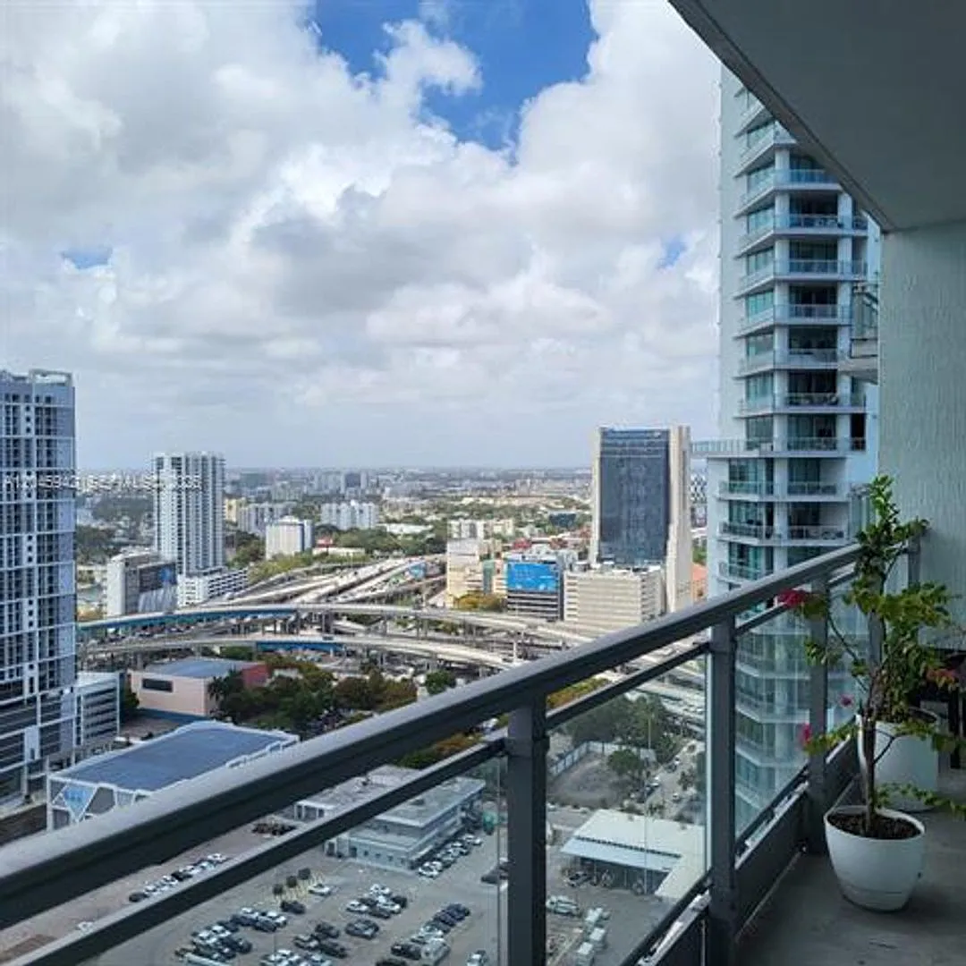 92 SW 3rd St cu-3207, Miami, FL 33130 — Photo 2