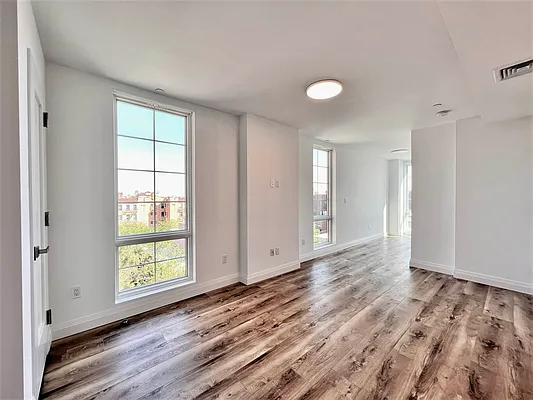 Rented by AmeriMutual Mortgage | media 22