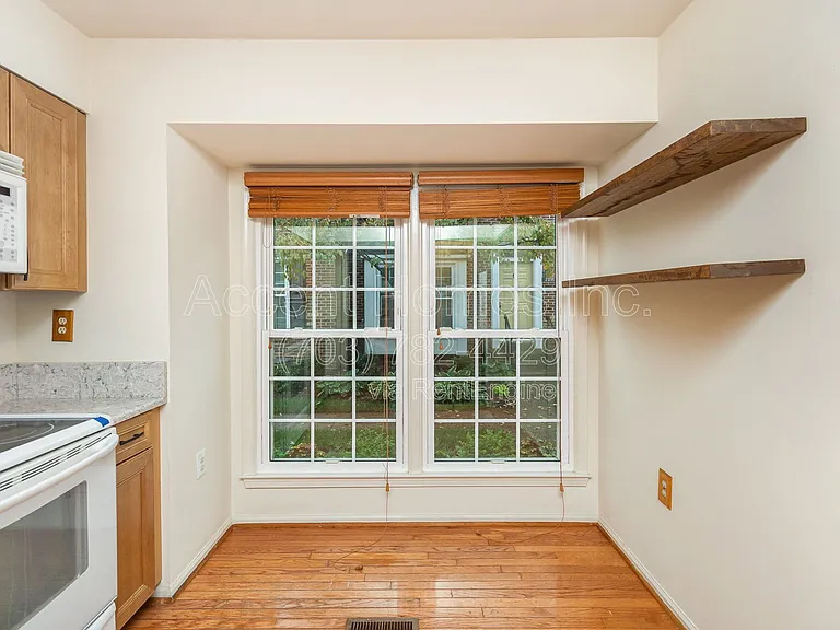 2514 S Arlington Mill Dr #C — Photo 9