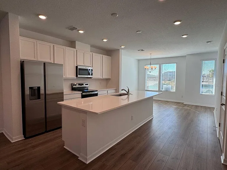 6467 Trailblaze Bnd — Photo 7