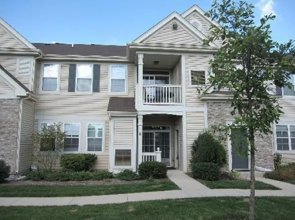2245 Aurora Dr Unit 6, Hampshire, IL 60140