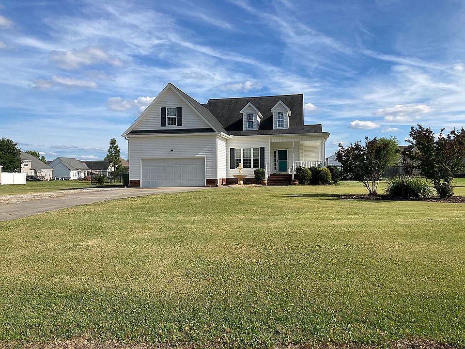 1st image of 2428 Plumosa Dr