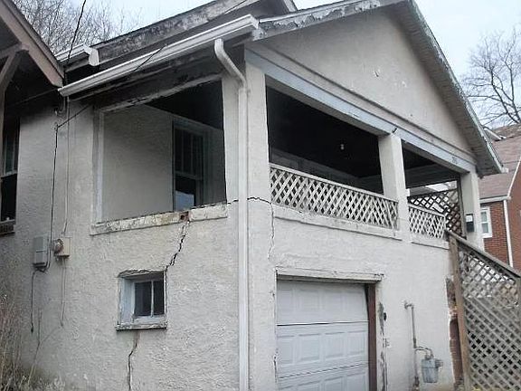 2nd image of 753 Kendall Ave