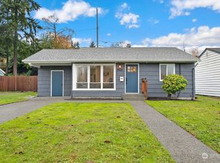 9325 31st Ave SW, Seattle, WA 98126