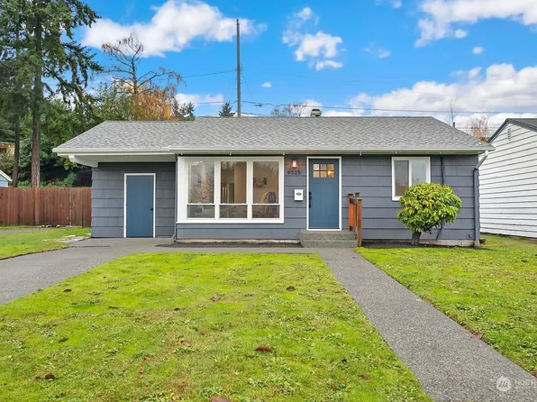 9325 31st Avenue SW, Seattle, WA 98126