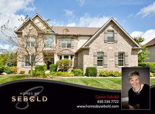 2479 Hunt Ln, Batavia, IL 60510