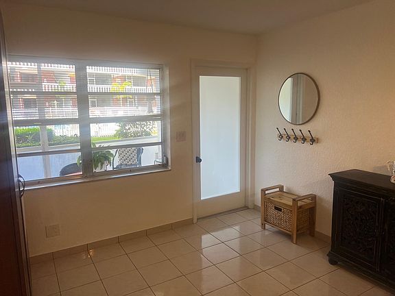2nd image of 181 NE 14th Ave APT 20A
